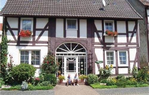 Stunning Apartment In Oberwesergieselwerder