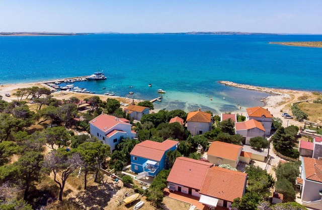 Stunning apartment in Kosljun with WiFi
