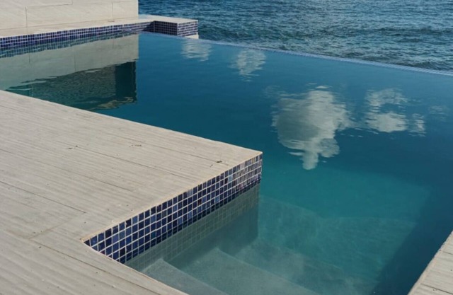 Stunning Beach Front Villa With Infinity Pool
