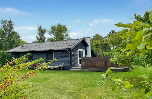 Stunning home in Askø with WiFi