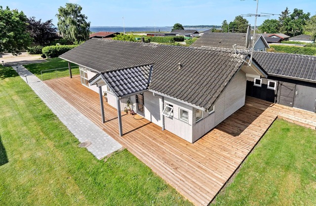 Stunning home in Haderslev with kitchen
