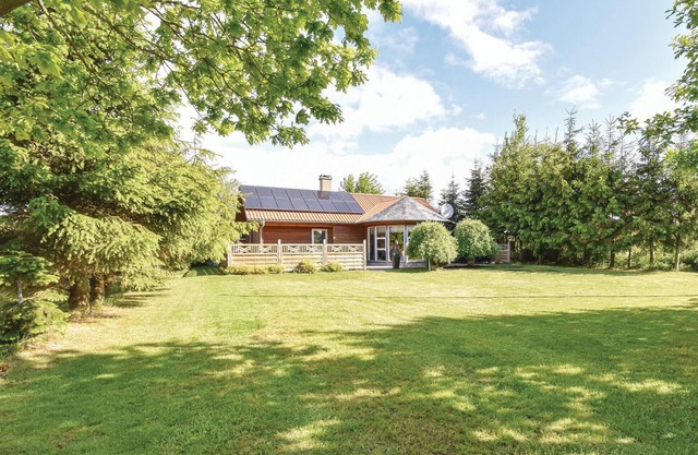 Stunning home in Middelfart with WiFi