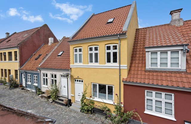 Stunning home in Rudkøbing with WiFi