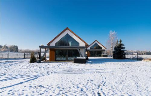 Stunning Home In Ryn With Sauna