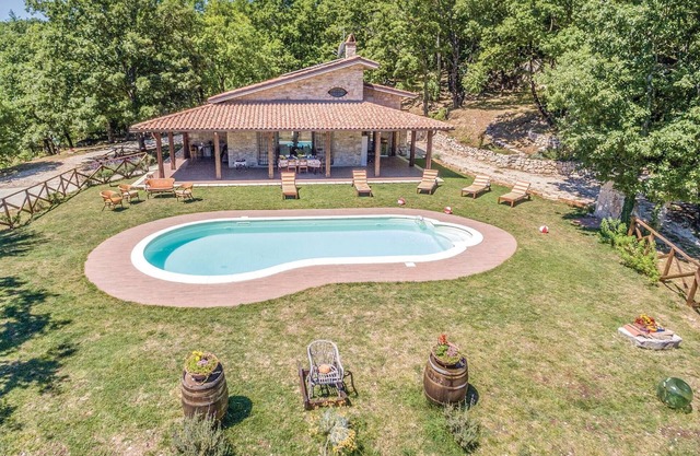 Stunning home in San Lupo (BN)