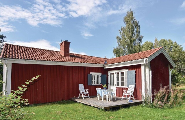 Stunning home in Säffle with sauna