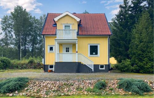Stunning Home In Sjötofta With Sauna