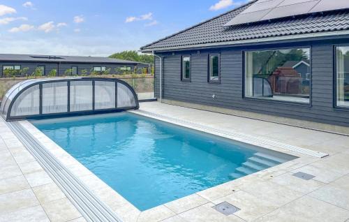 Stunning Home In Spøttrup With Sauna