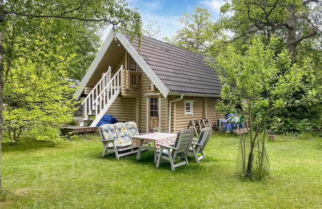 Stunning home in Västervik with sauna