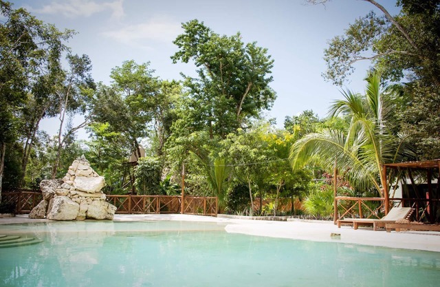 Stunning jungle retreat, Riviera Maya, secluded Cenote near Playa & Tulum.