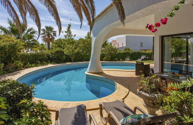 Stunning, large villa with beautiful sea views, enclosed gardens