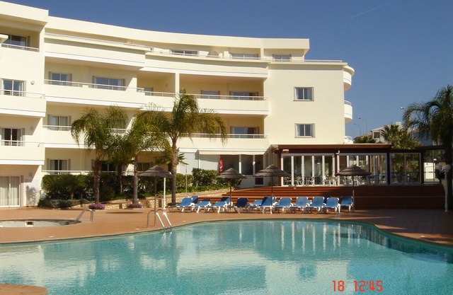 Stunning location - Porto de Mós beach