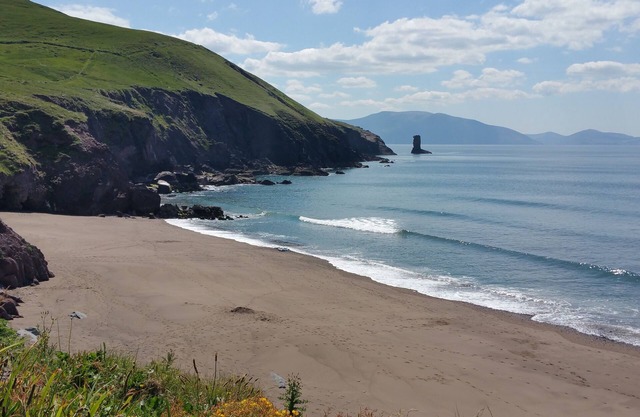 Stunning Luxury Beachside Home with Spectacular Views of Ocean & Dingle Bay!