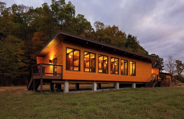 Stunning Modern Private Cabin at River Mountain Resort