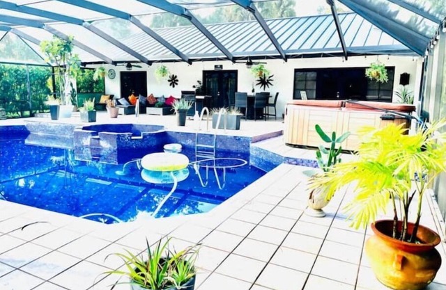Stunning Pool Cottage in heart of Wellington and the Polo Grounds WEF2024