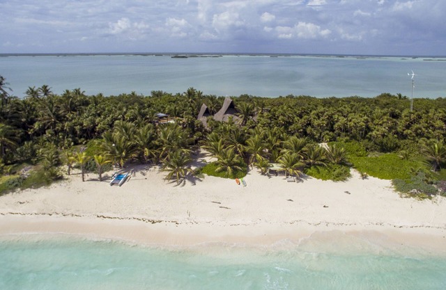 Stunning private beach villa with pool, lagoon and cinema. Includes chef & food
