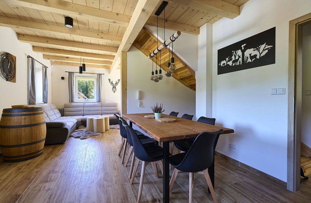 Stunning private villa for 6 people with WIFI, TV, terrace and parking