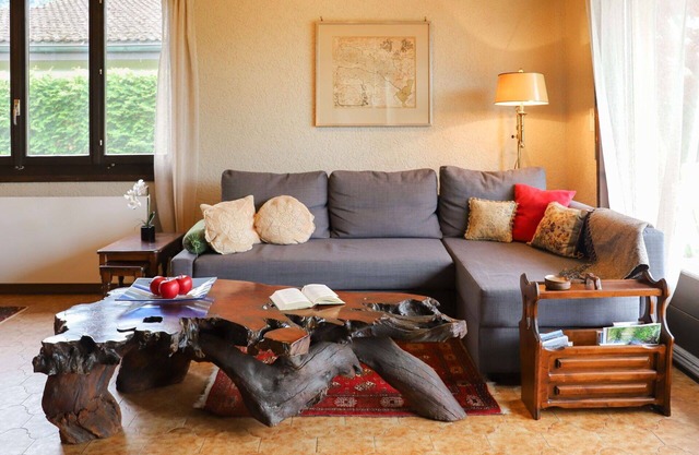 Stunning private villa for 4 people with WIFI, TV and pets allowed