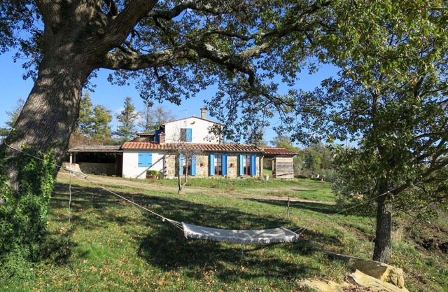 Stunning private villa for 7 people with patio and pets allowed