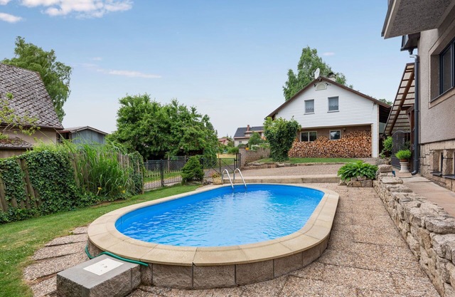 Stunning private villa for 6 people with WIFI, private pool, TV, pets allowed and parking