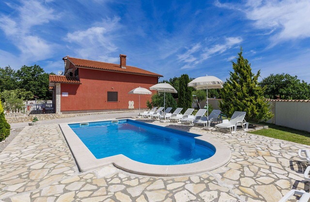 Stunning private villa for 12 guests with WIFI, private pool, TV and patio