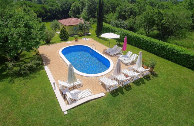 Stunning private villa for 2 guests with A/C, WIFI, pool, TV and terrace