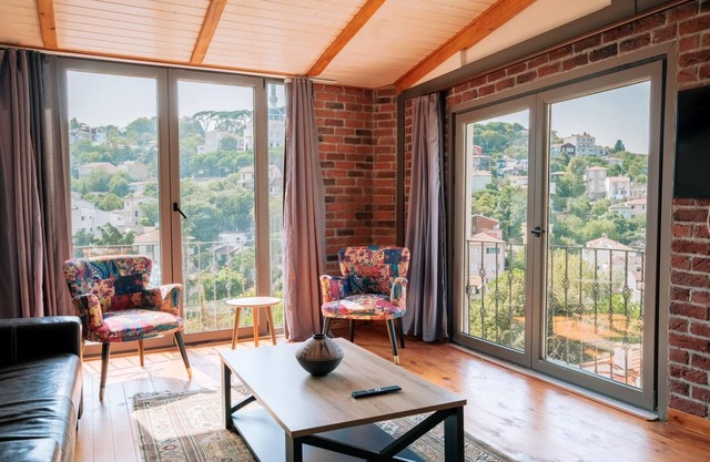 Stunning Sea View Loft 5 min to Park in Kuzguncuk