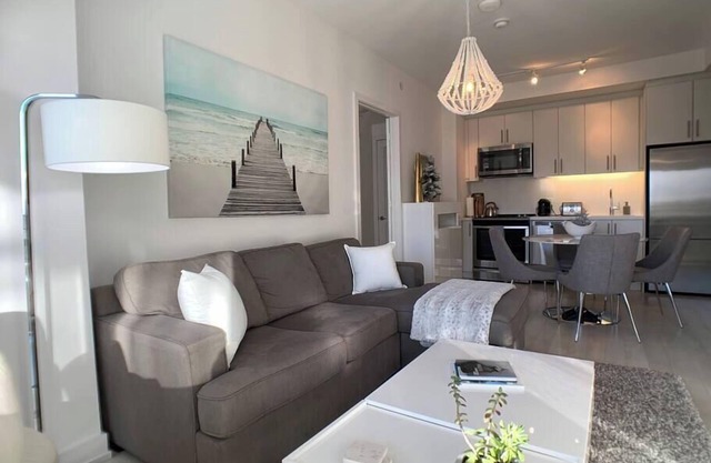 Stunning Stayz At Friday Harbour