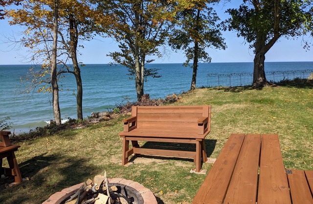 Stunning Views at this Lakefront 5+ Bedroom 4 Bath Vacation Destination