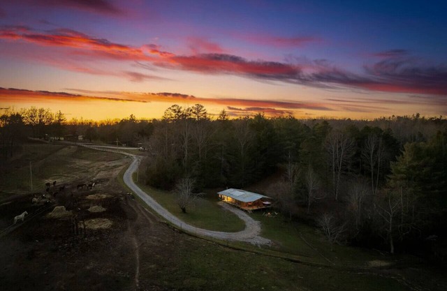 Stunning Views with Private Hot Tub