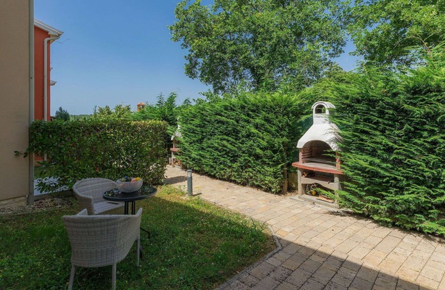 Stunning villa for 6 people with WIFI, private pool, A/C, TV, terrace and pets allowed