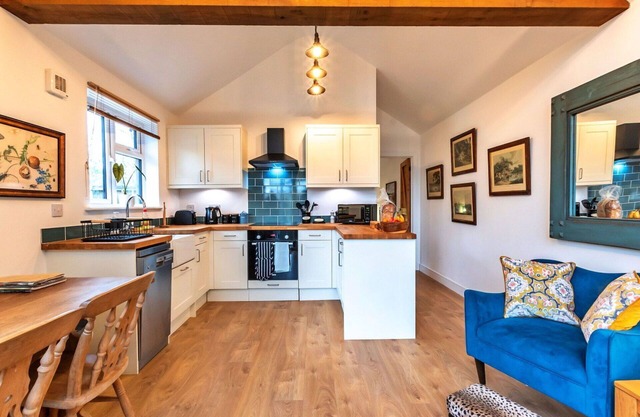 Stunning villa for 2 guests with WIFI and parking