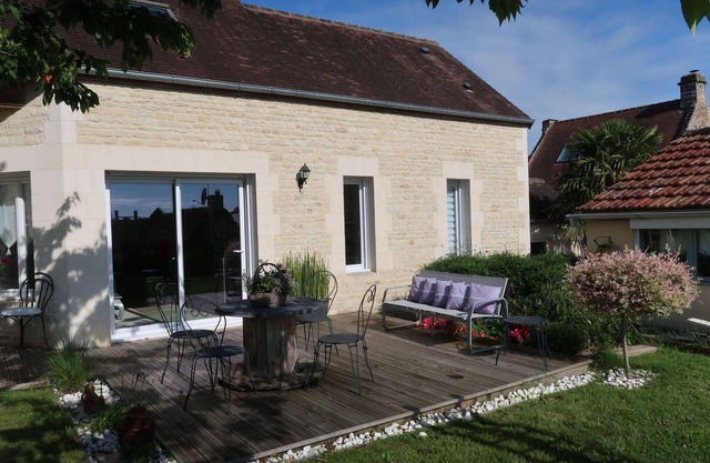 Stunning villa for 5 guests with WIFI, TV and terrace