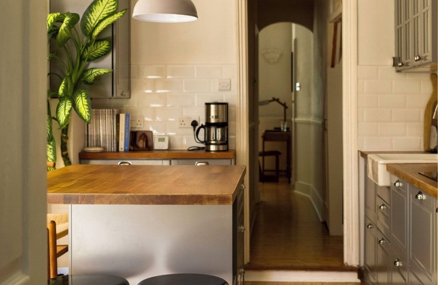 Stylish 1-bed with tranquil private garden in Walthamstow