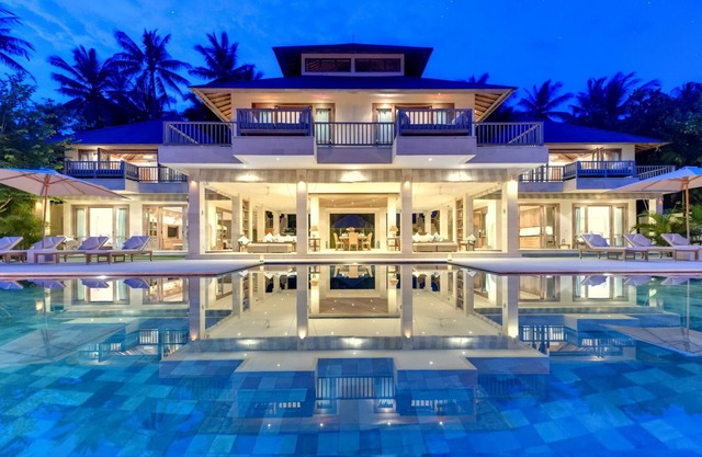 Stylish 6BR Villa, 2Min Drive To Balina Beach! - W/Swimming Pool!