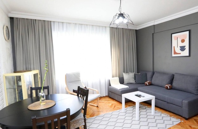 Stylish and Central Flat in Kadikoy