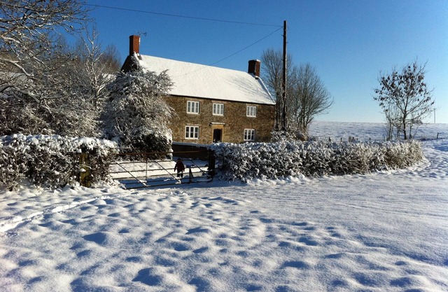Stylish cottage near to Bruton, Glastonbury and Wells