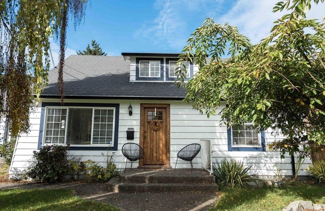 Stylish custom-built home in Downtown Chilliwack
