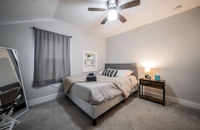 Stylish Ohio City Retreat close to West Side Market