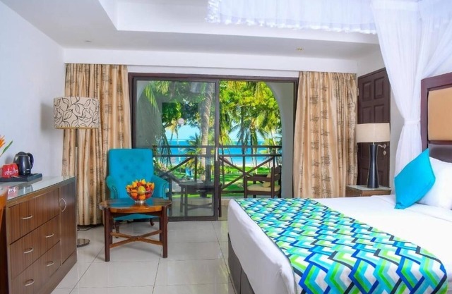 Stylish Room w/Access to Multiple Pools and Relaxation Areas