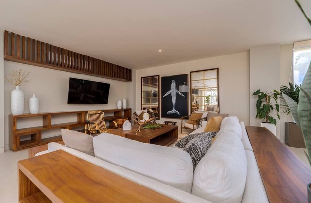 Stylish Studio with Balcony @ Vista Vela 3, Mexico