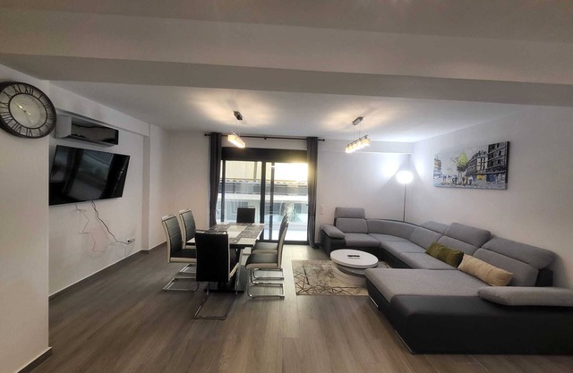 Stylish Vacation Apartment.Metro FIX 180 mtr