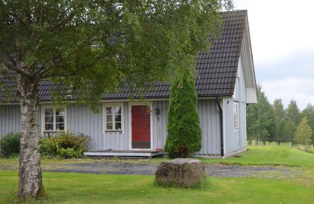 Stylishly furnished holiday home in the countryside