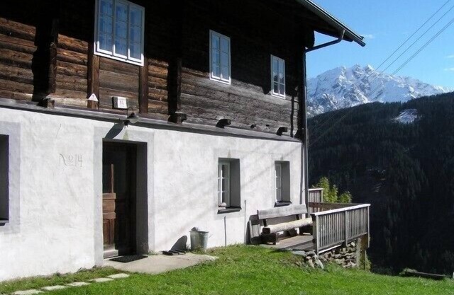 Stylishly renovated, spacious farmhouse