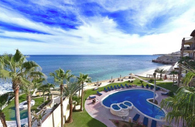 Sub Penthouse on the beach