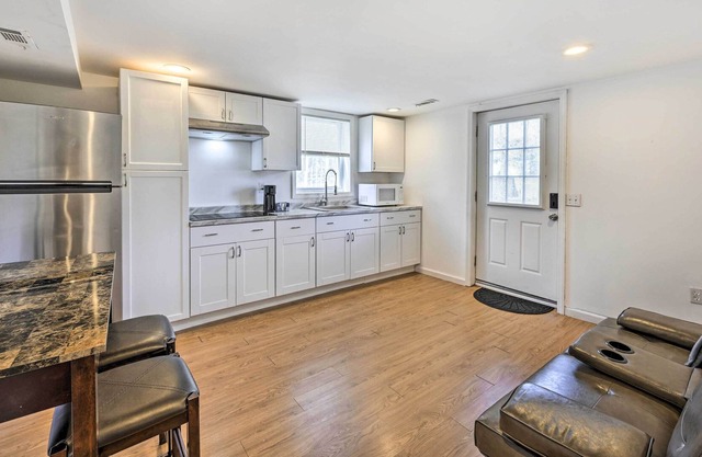 Suffolk County Vacation Rental: 5 Mi to Bay!