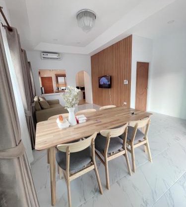 Sugar Beach Pool Villa Bangsaen