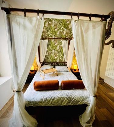 Suite Eden Jungle, nuit romantique à 2, evasion tropicale