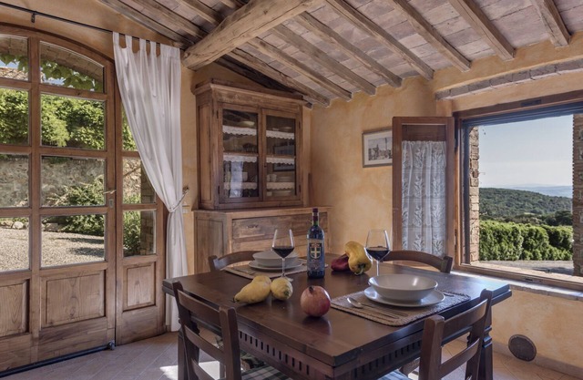 Suite indipendent apartment located in Historic Estate from 1600