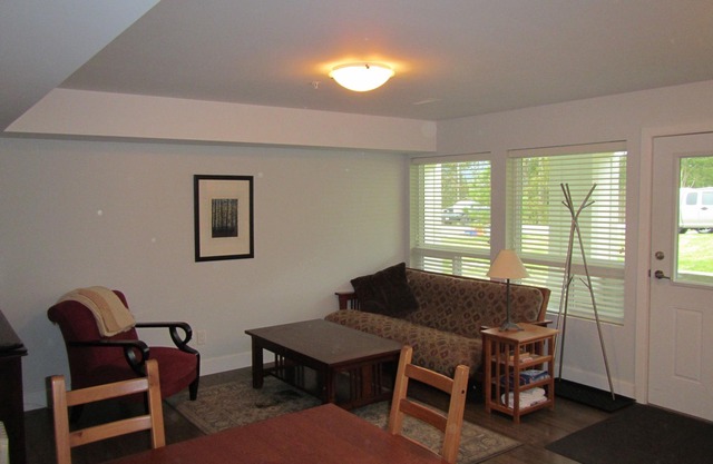 Suite with a view of the Golden Ears Mountains